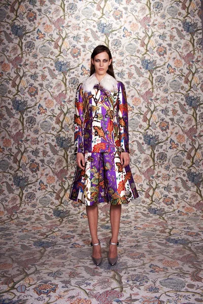 Look 2